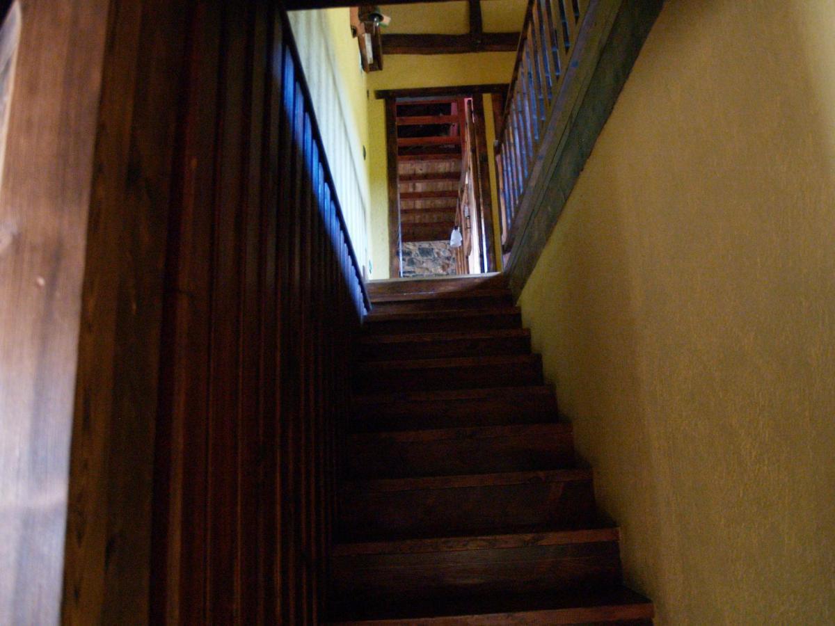 Casa Rural La Catedral De La Montana Guest House Lois Exterior foto